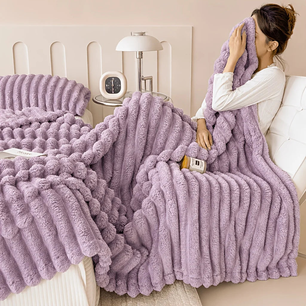 Solid Color Fleece Blanket Soft Skin-Friendly Throw Blanket Versatile Blanket for Office Nap, Sofa, Outdoor Camping, Home Decor