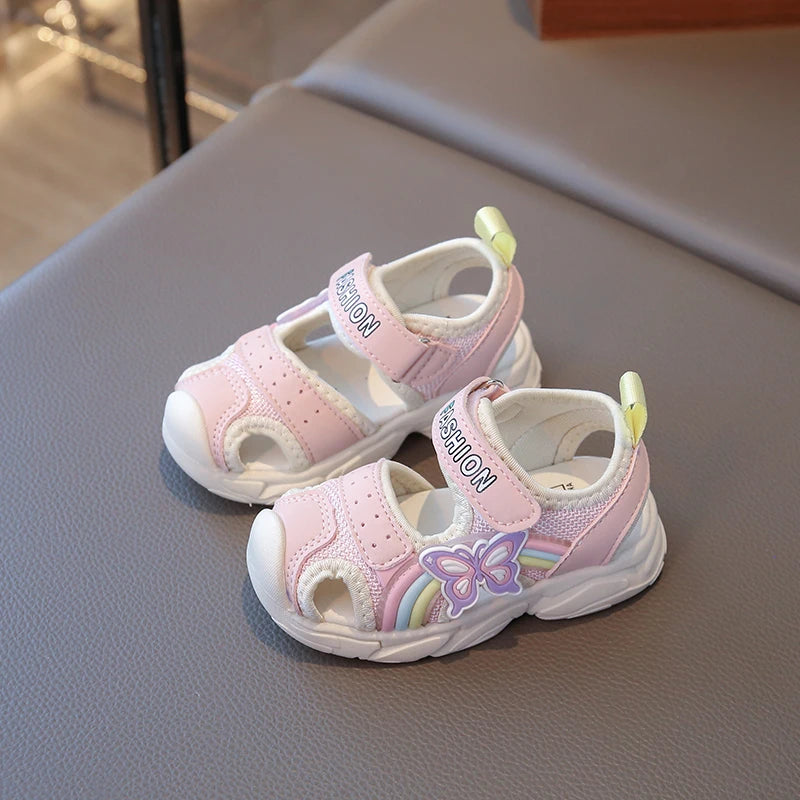 2026 Summer New Children's Sports Sandals Girls' Beach Shoes Fashion Butterfly Classic Sweet and Casual Soft Bottom Sandals