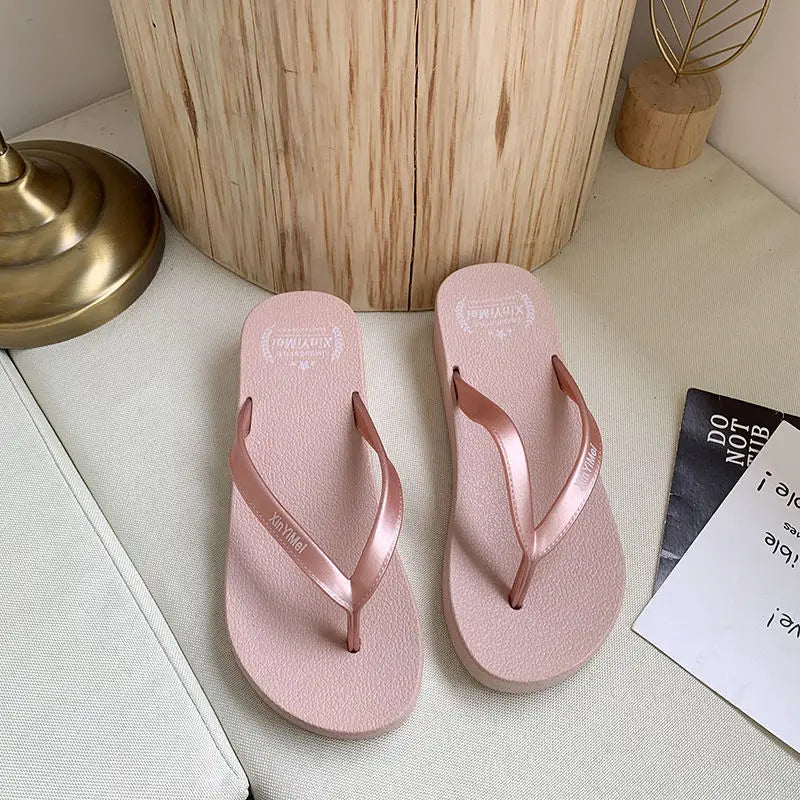 Summer Flip-flops for Women New Soft Thick-soled Anti-slip Beach and Seaside Slope Heel Flip-flops for Women Comfortable Slipper