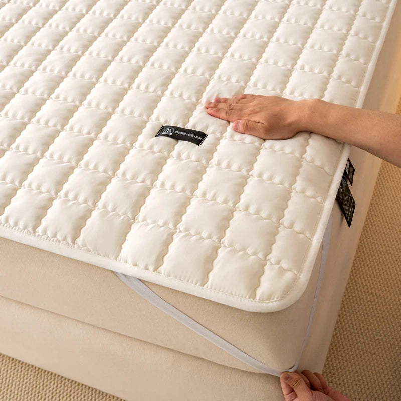 Waterproof Mattress Protector - Antimicrobial Mattress Cover with Elastic Straps - Hypoallergenic, Noiseless Thin Mattress