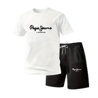 New summer fitness sportswear for men, short-sleeved T-shirt and shorts two-piece set, breathable and quick-drying casual wear.
