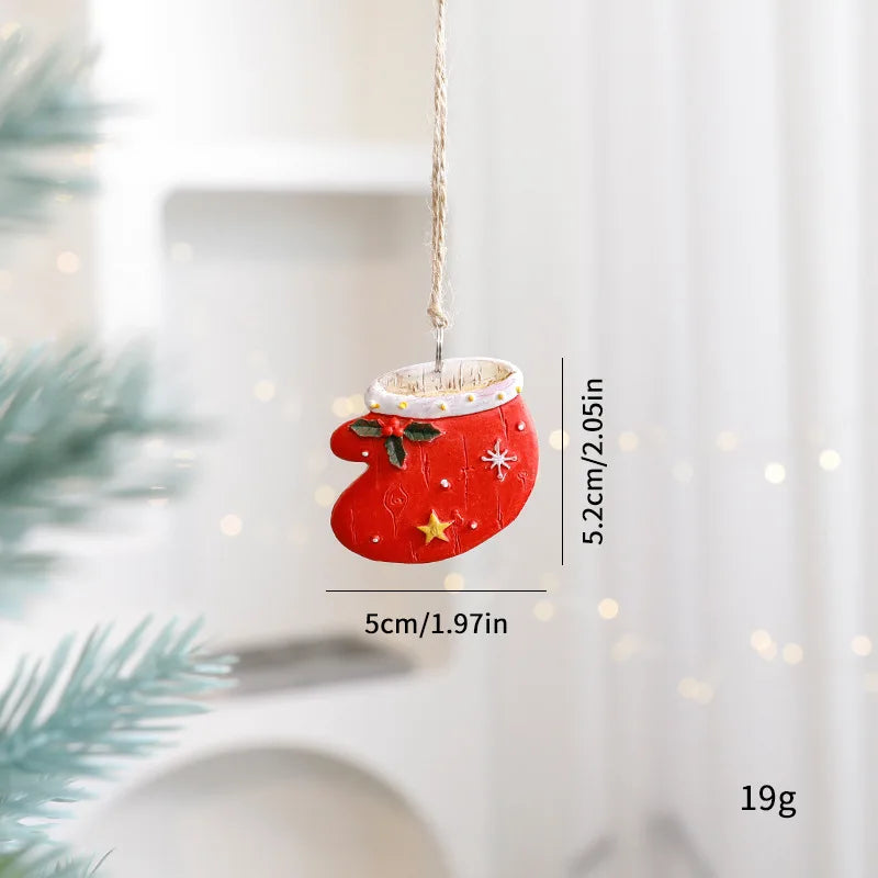 2026 Xmas Tree Pendant Cartoon Painted Santa Claus Elk Bear Christmas Stocking Resin Pendant Christmas Party Decorations 1pc
