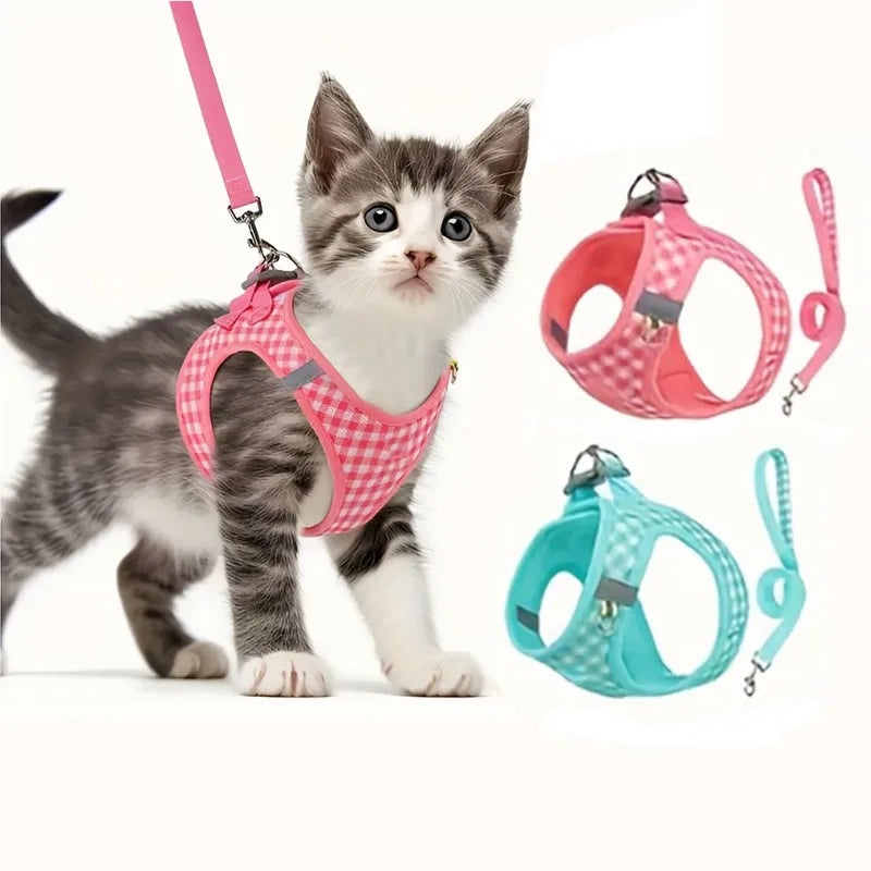 Pet Cat Suit, Plaid Pattern Breathable Fabric, Durable Metal Accessories with Reflective Strips, Hand Washable, Polyester Fiber, Suitable for Most Cats, Pet Supplies Cat Accessories, Collar, Leash
