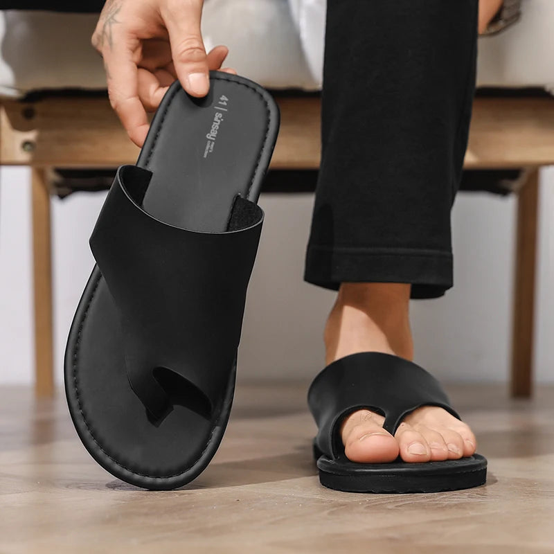 Flip-flops men's summer non-slip leisure indoor open-toed slippers soft bottom light black sandals flip-flops plus size sandals