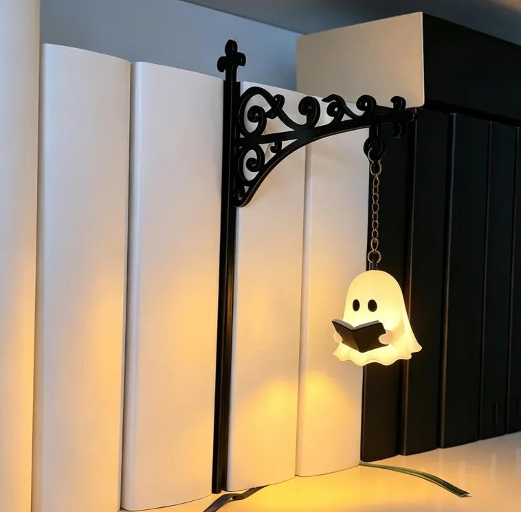 Gothic Retro Metal Halloween Wall Mount LED Reading Lamp Vintage Bookshelf Night Light Indoor Bedroom Home Wall Decor Ornament