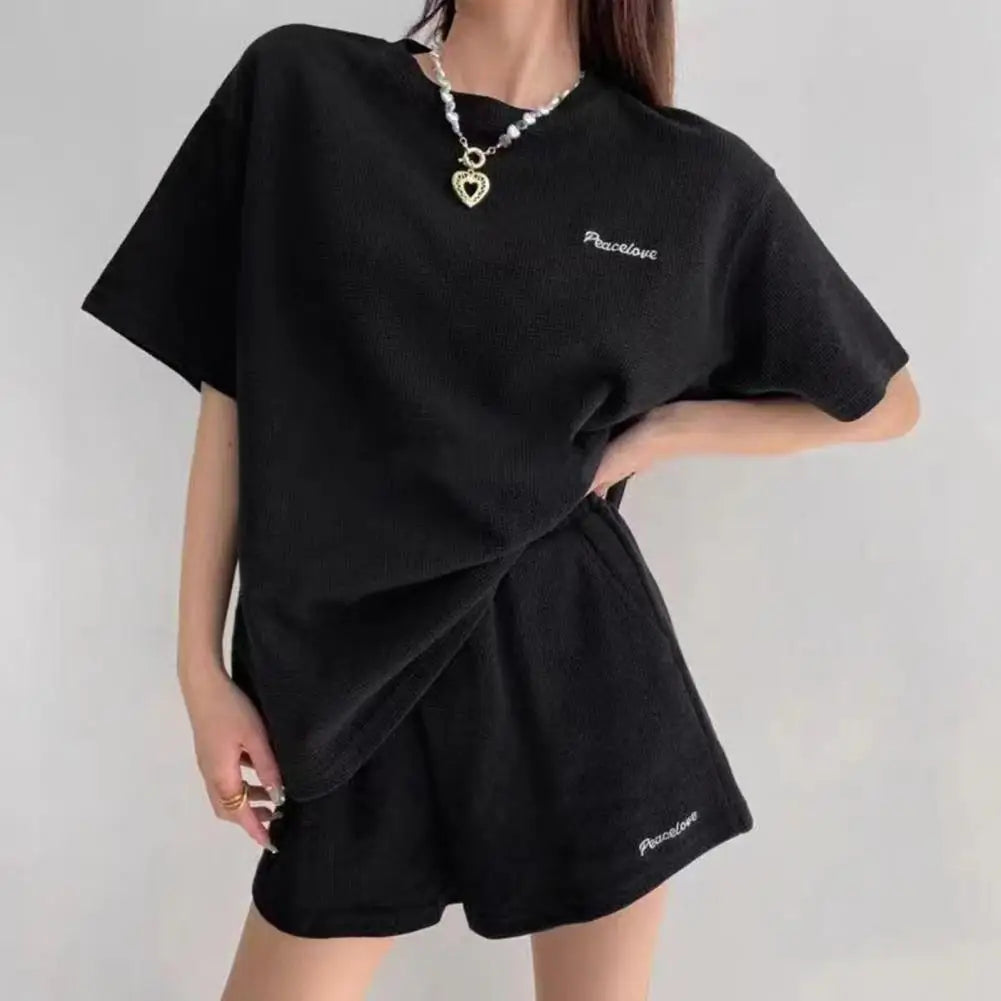 2026 Stylish T-shirt And Pants Set Women's Casual Two-Piece Shorts Set Loose Short Sleeve T-shirts Shorts Sets Summer Loungewear