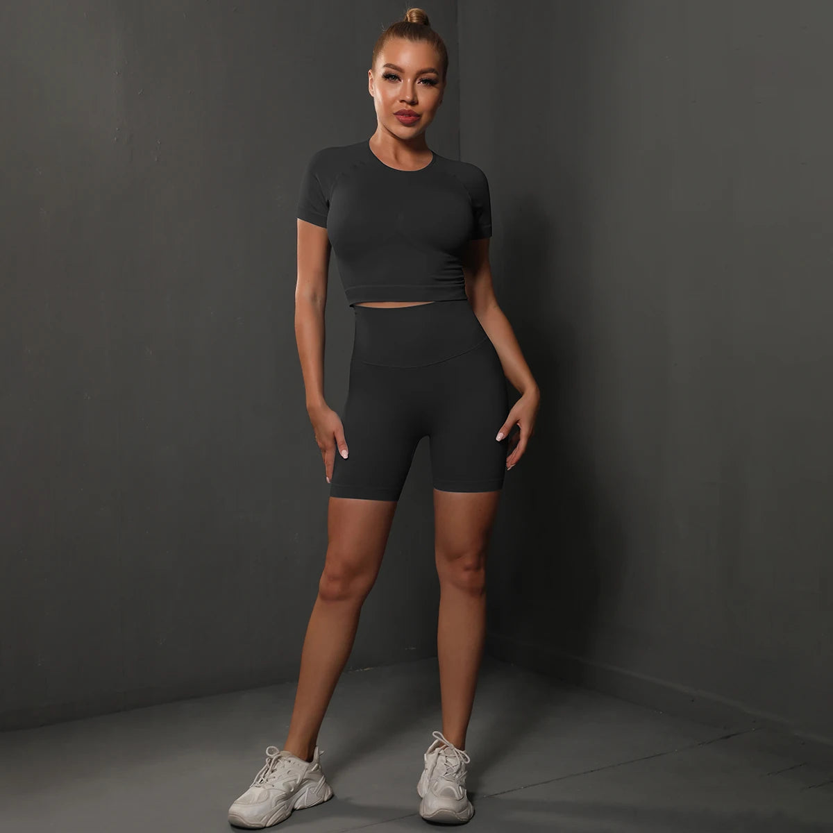 Summer Women Seamless Yoga Set Fitness Sportswear Workout Tracksuit Short Sleeve Crop Top High Waist Shorts Set Gym Clothing