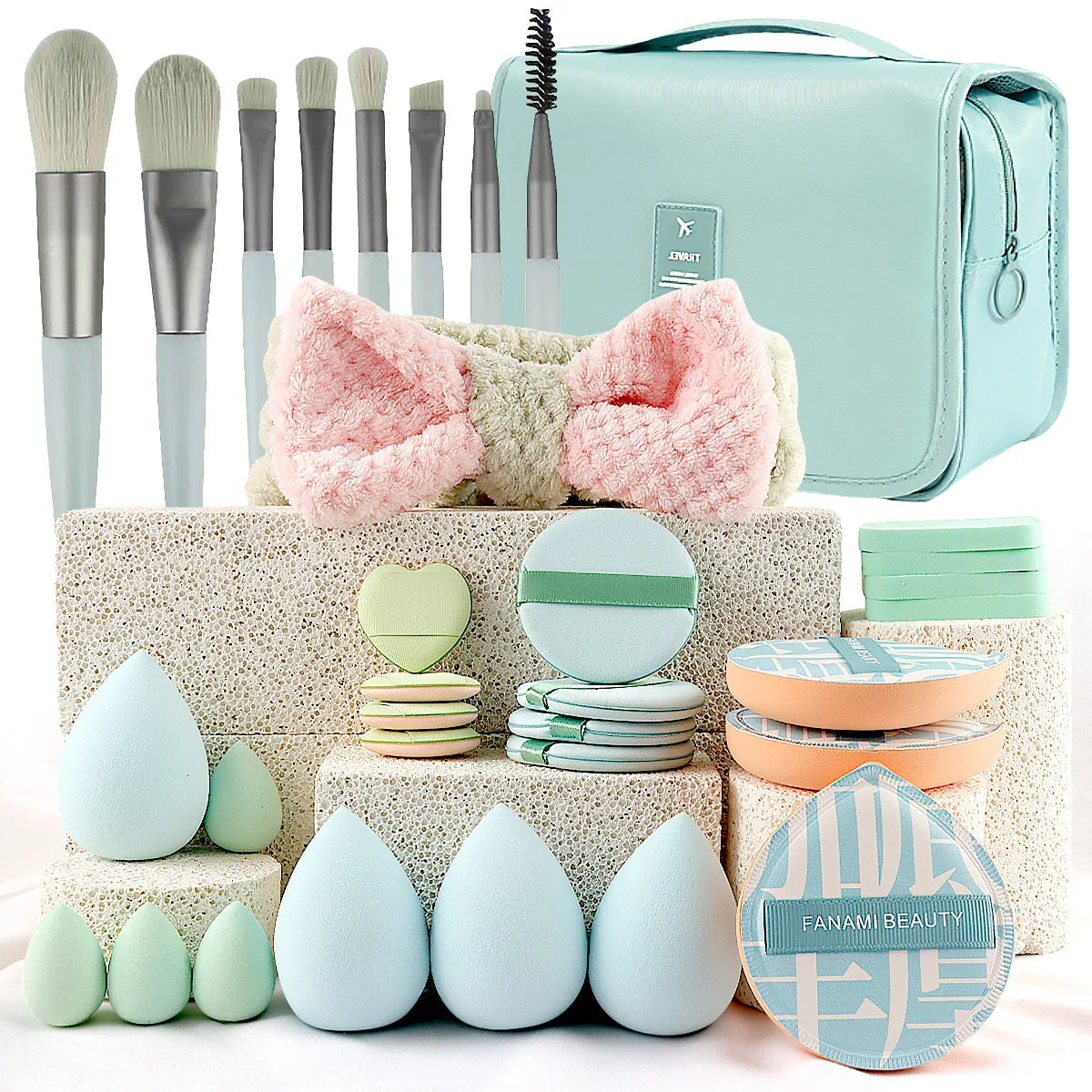 Multi-piece set of beauty tools, blue hair with water droplets, powder puff, skin-friendly, soft makeup brush, complete set