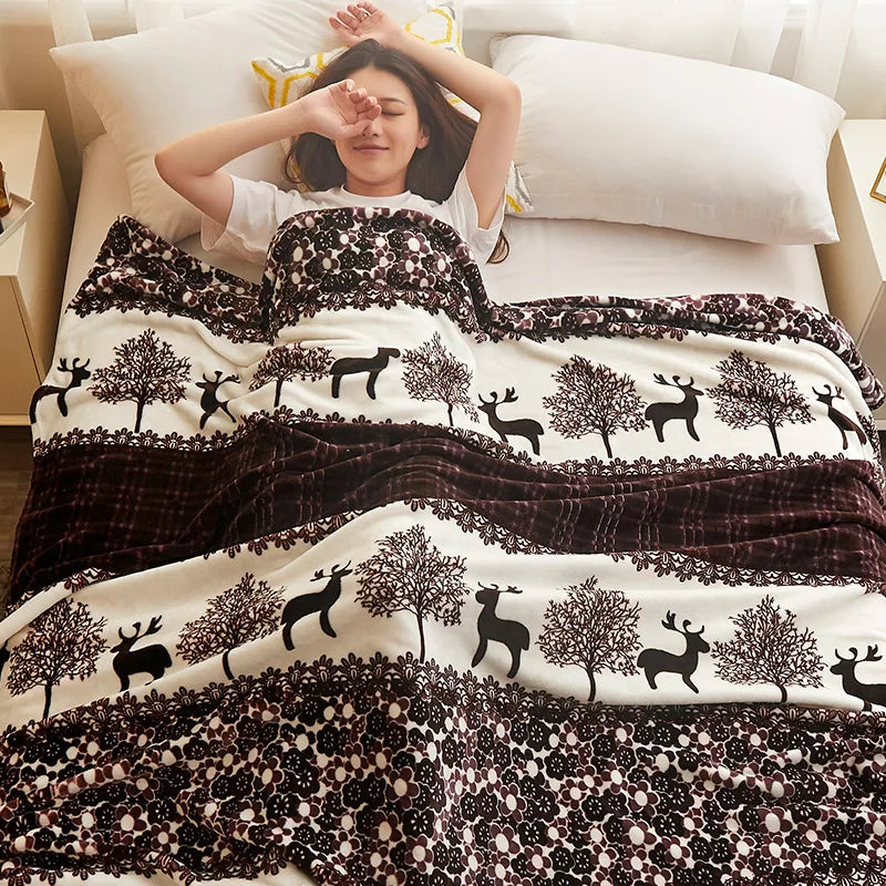 Lightweight Flannel Blanket Soft Skin-friendly Throw Blanket for Couch Living Room Bedroom Car, All Season Decorative Blanket