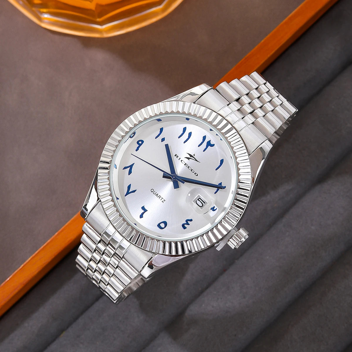 New Men Date Watches High-end Luxury Casual Calendar Stainless Steel Business WristWatch Leisure Sport WristWatch Clock