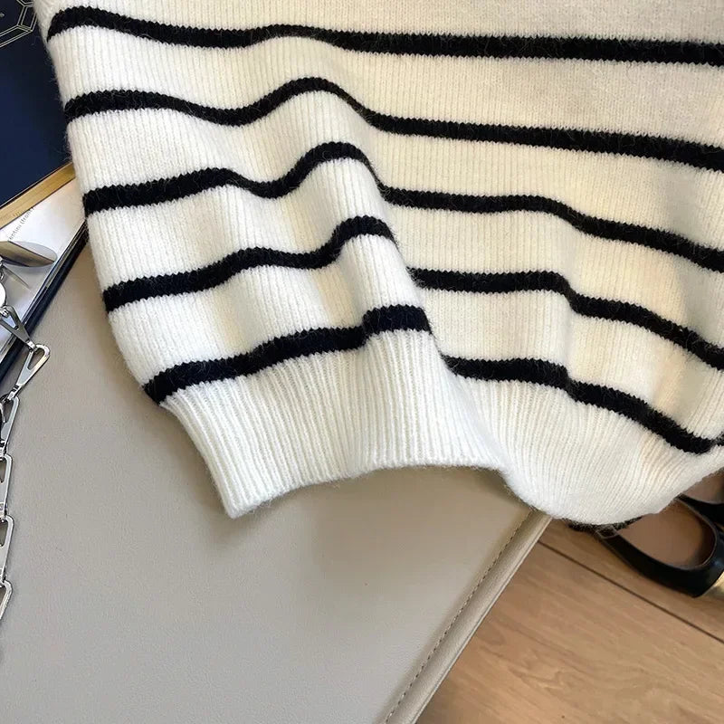 Retro lapel zipper stripe knitted waistcoat women Autumn Winter Korean fashion sleeveless sweaters casual simple pullover vest
