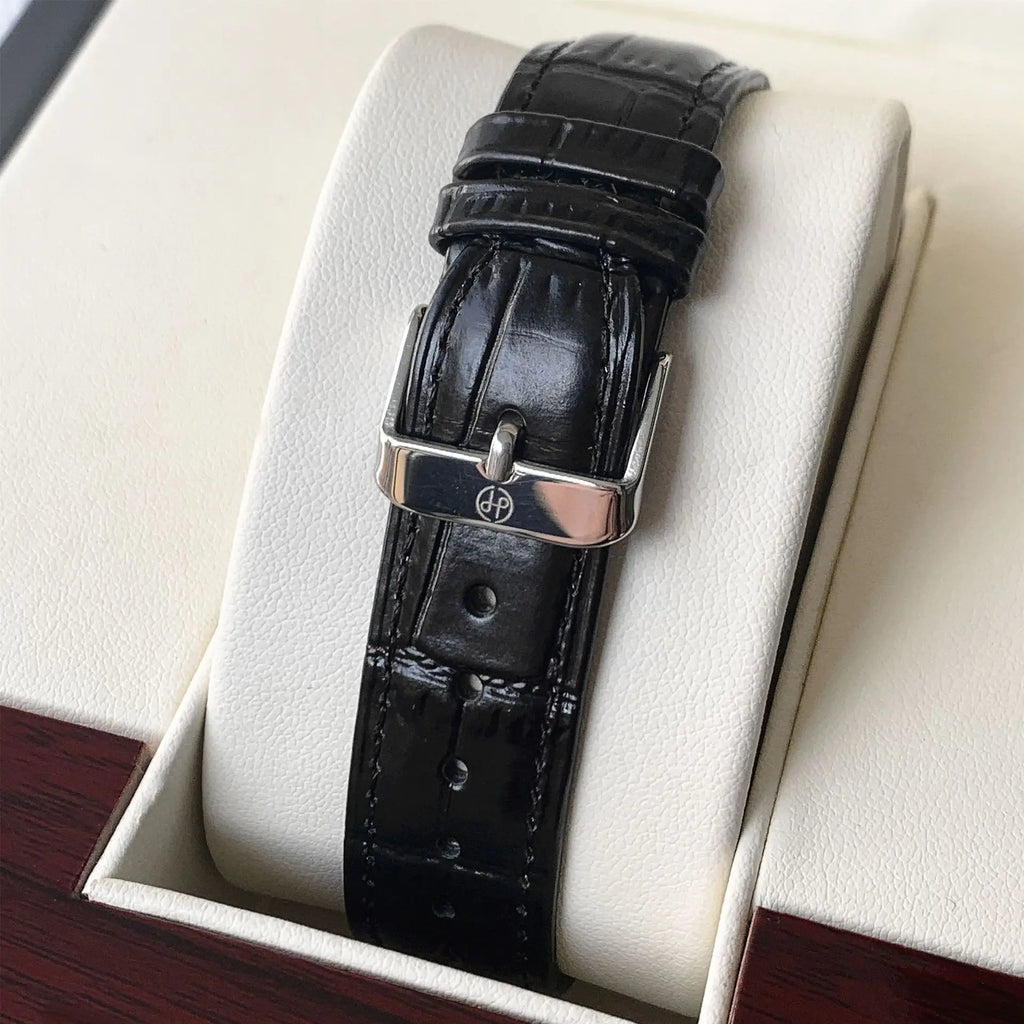 2026 New Men's and Women's Minimalist Watch Leather Strap Quartz Watch New Year's Gift