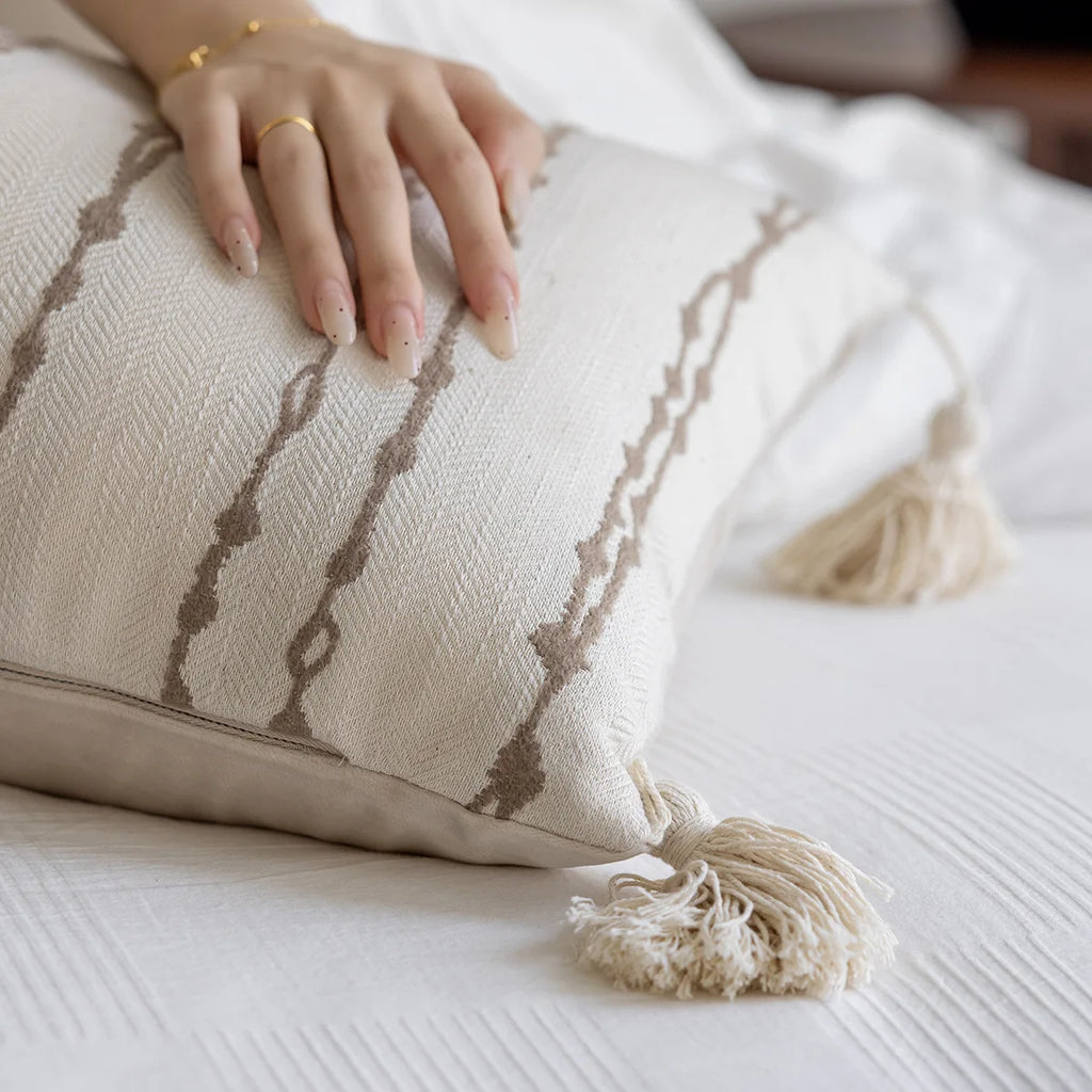 35x90cm Long Leg Clamp Pillow Cover Waist Pillowcase Black and White Luxurious Jacquard Cushion Cover for Headboard Bedroom