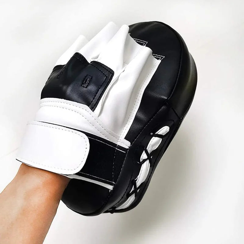 2 in 1 Curved Boxing Mitts Focus Punching Bag Gloves Set Leatherette Boxing Training Hand Pads MMA Karate Training Equipment