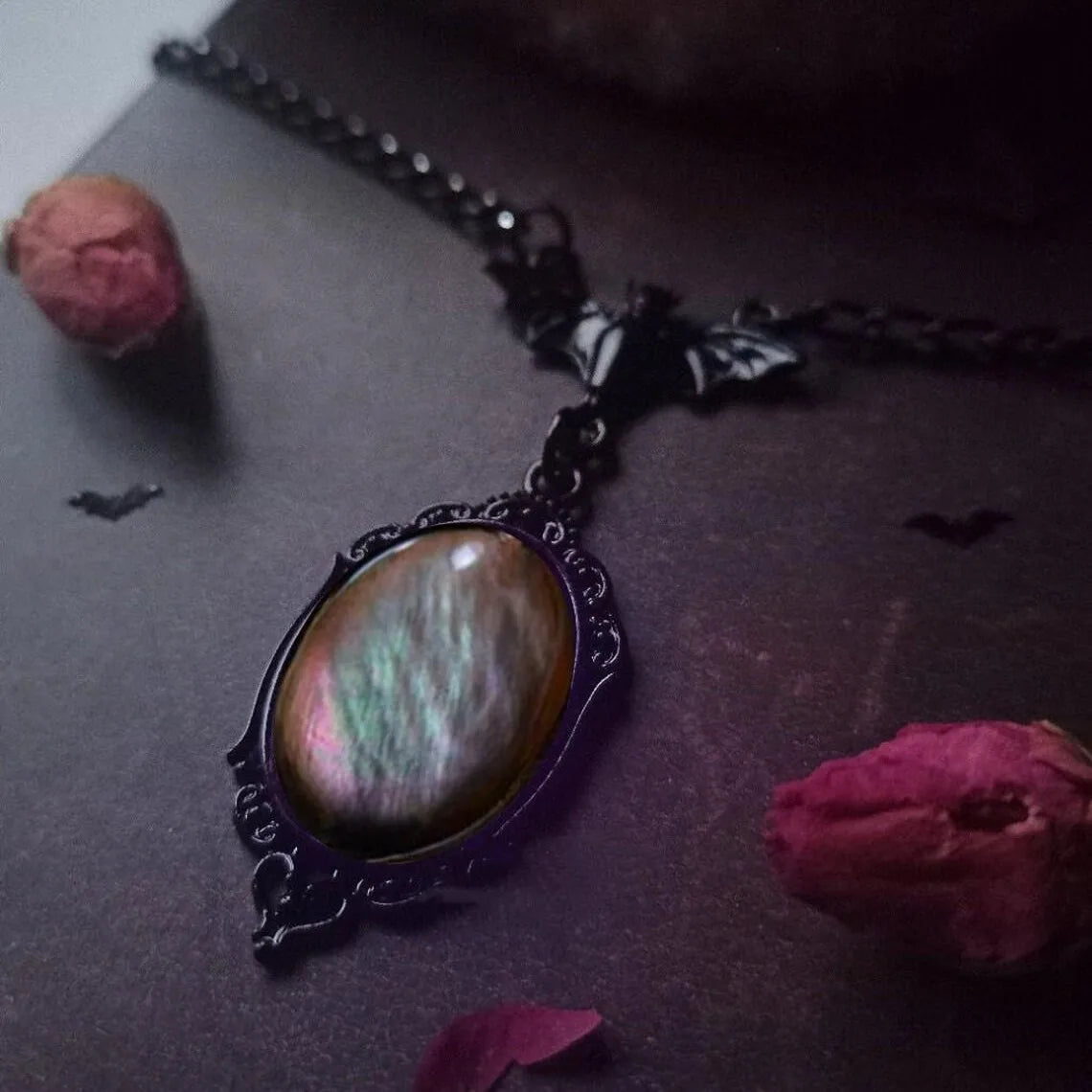 Vampire Bat Necklace, Blood Cameo, Purple, Gothic jewelry, Black Bat, Witch accessories, Pagan, Alternative, Vintage Choker ，Man