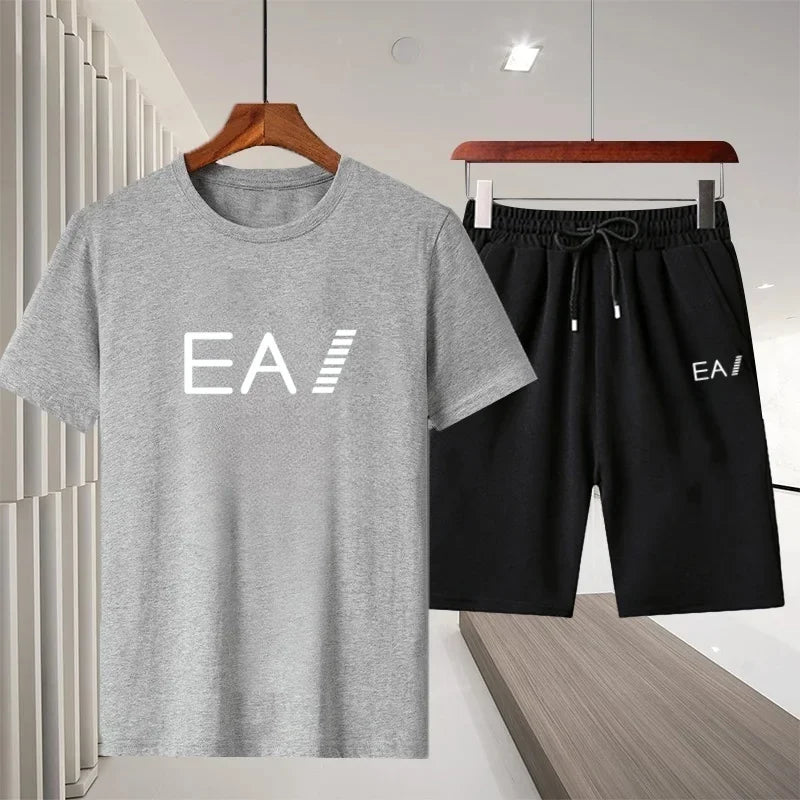 2026 Summer New Men Crew Neck Short Sleeve T-Shirt Sports Shorts 2 Piece Set Breathable Quick Dry Comfortable Casual Fitness