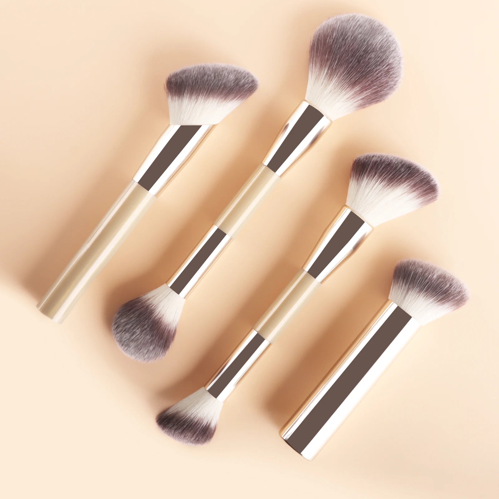 Professional 4Pcs Makeup Brush Set Angled Contour Large round Loose Powder Flame Blush Retractable Mushroom Beauty Tools