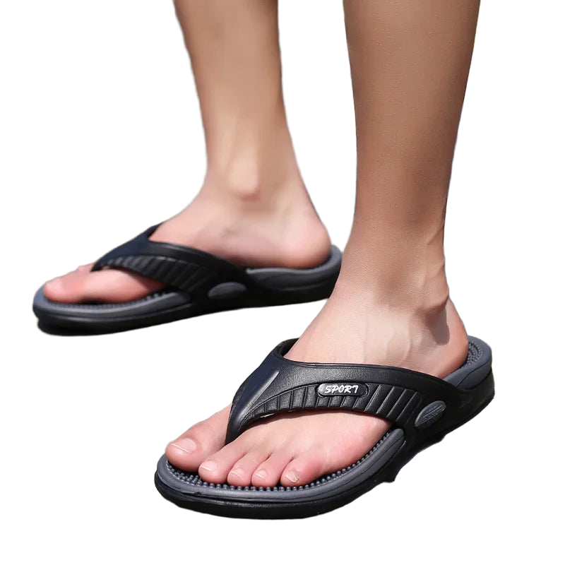 Essential for Trendy Men! Men’s Flip-Flops in Various Colors—Soft, Non-Slip, Ideal for Beach-to-Street Style!